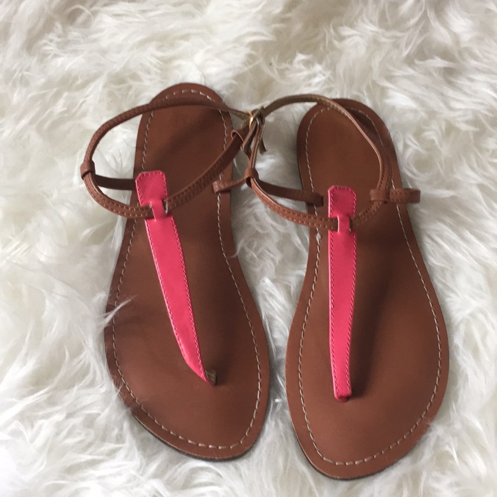 Cute summer sandals!